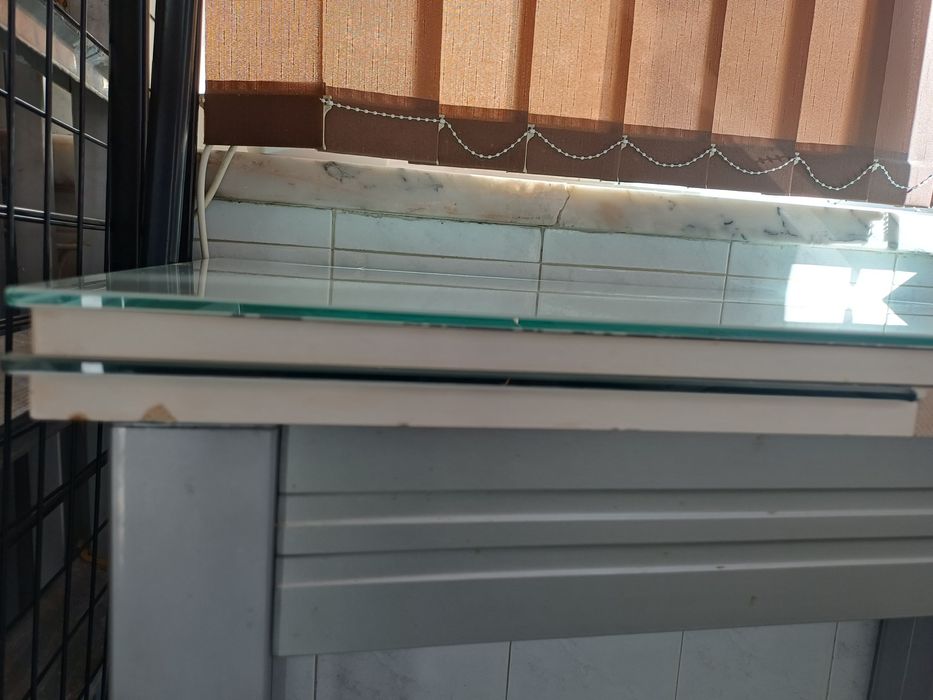 Mesa extensivel de vídro
