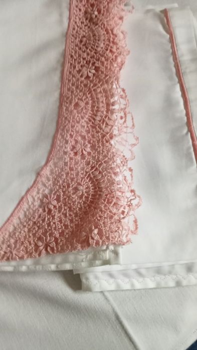 Dois lençóis de grades com renda Bilros tecido conhecido casca de ovo