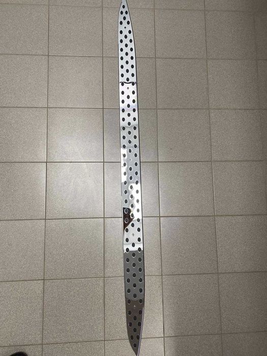 Продам накладку порога  1646900175