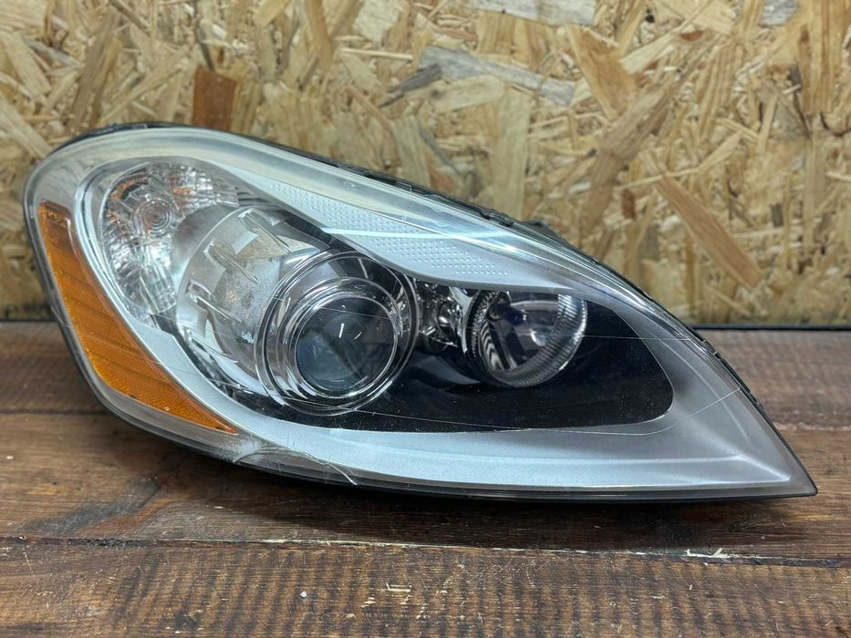 Lampa reflektor Bi-Xenon skrętny prawy przód oryginalny Volvo XC60 I ...