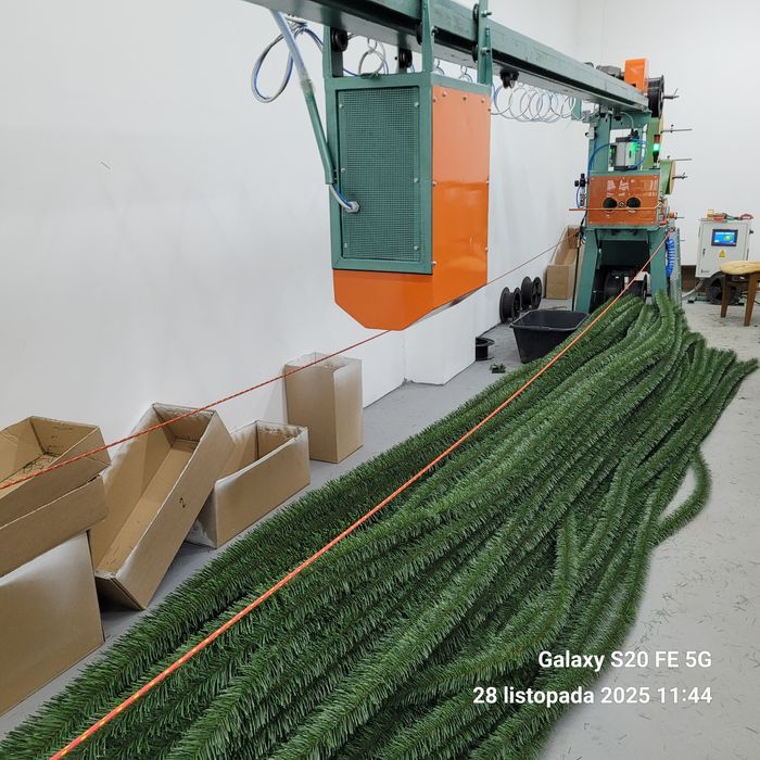 Igliwie sztuczne-choinkowe,baty,węże,girlanda do stroików  Producent