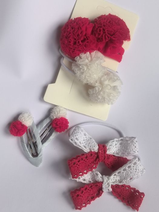 Zestaw spinki i gumki do włosów