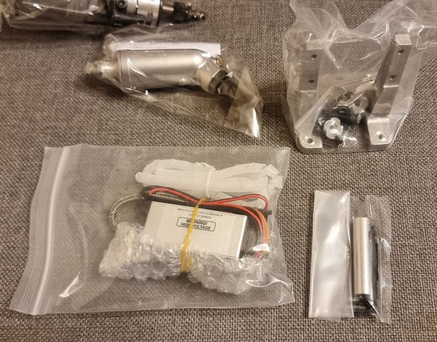 Silnik modelarski Saito FG-21 Nowy.