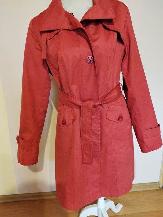 Wiosenny płaszczyk 38