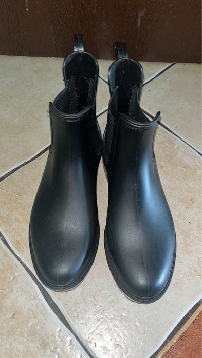 Jesienne botki czarne