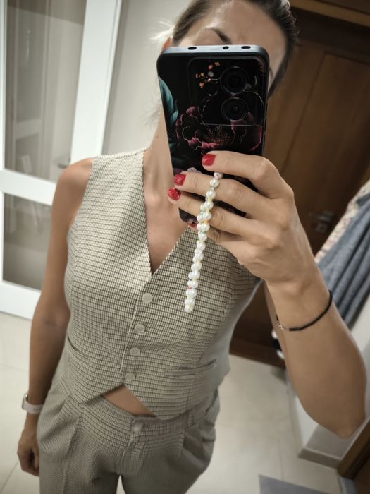 Garnitur w kratę z kamizelką