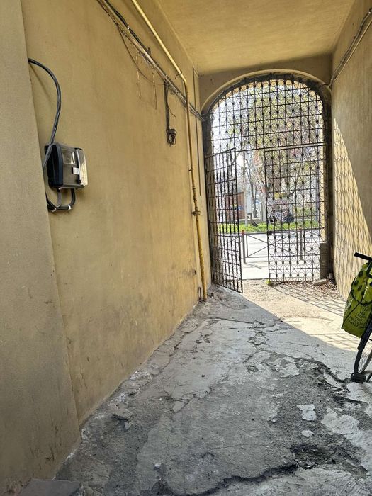 Продається 2 кімн. Кв. В центрі міста