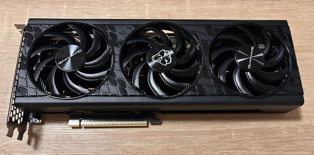 Gainward GeForce RTX 5060 Ti Python III 16GB GDDR7 DLSS4