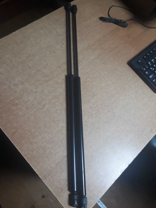 амортизатори капота. амортизатори багажника.газліфти. Ford Edge. Focus