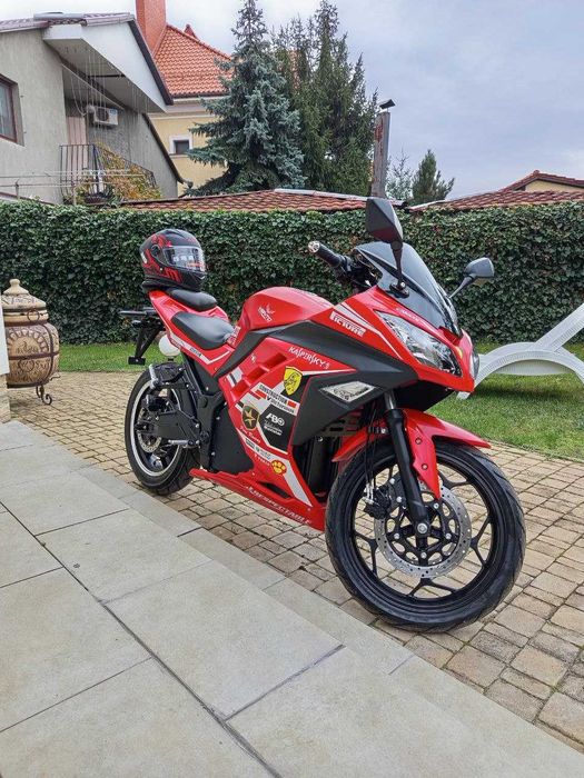 Электромотоцикл Ninja Электробайк 2950W шлем ПОДАРОК чорний 55 a Li-on