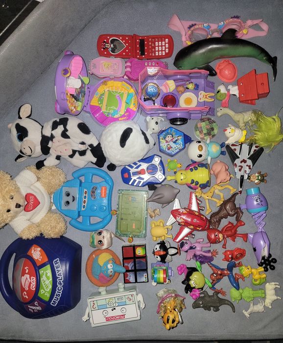 Детские игрушки, разные, электронные,  развивалки. Пак Коробка