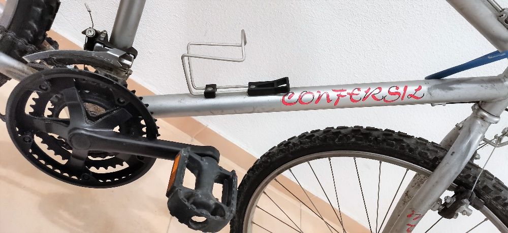 Bicicleta BTT SHIMANO Confersil TY22 Roda 26