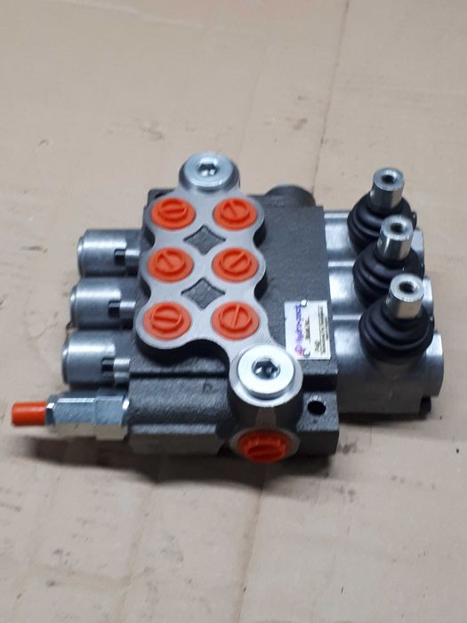 Rozdzielacz 3 sekcyjny HydroPack P40 Bułgarski Sieradz • OLX.pl