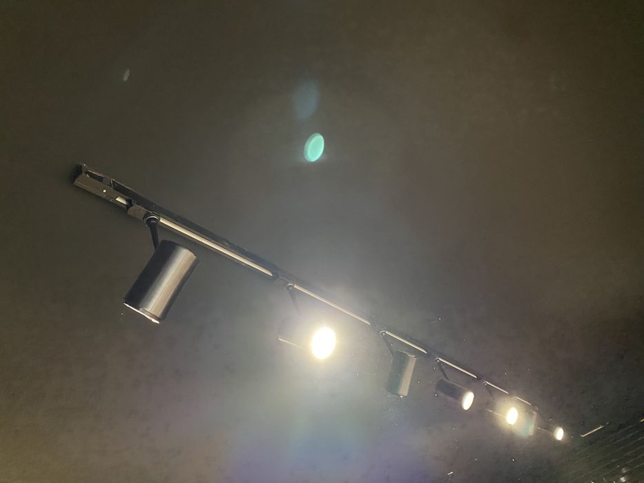 calha de projectores para Loja