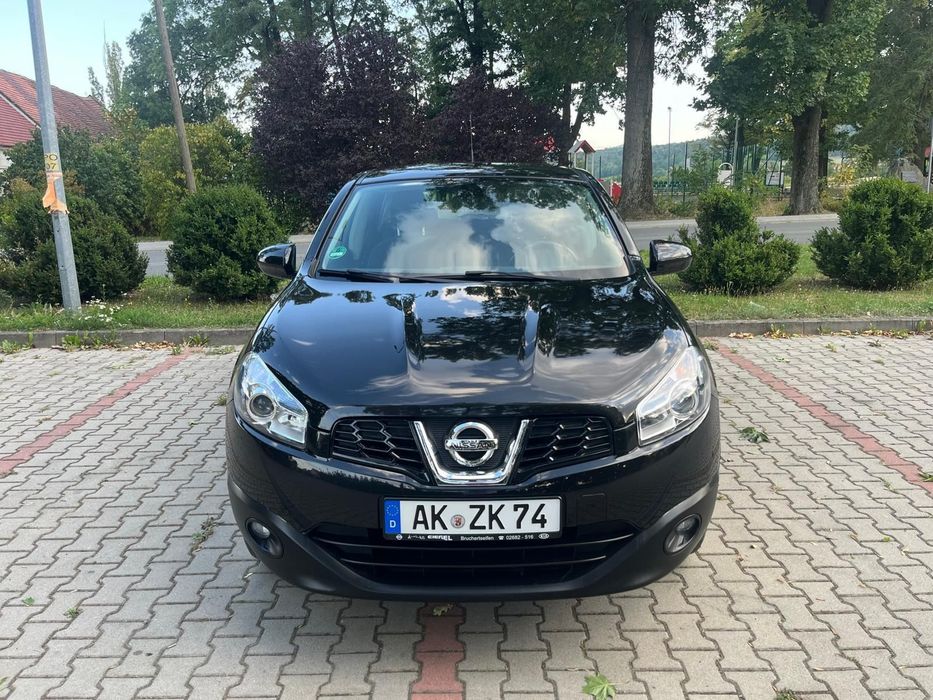 Nissan Qashqai 1.6 benzyna - niski przebieg- klima - alufelgi - pierwszy właściciel