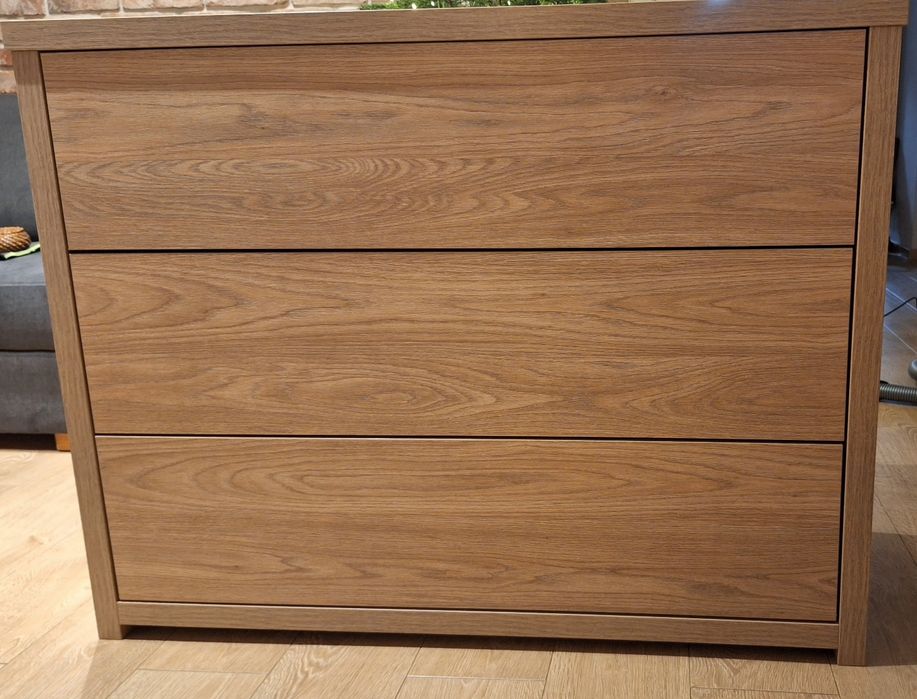 Sprzedam komodę o wymiarach 86x46x111