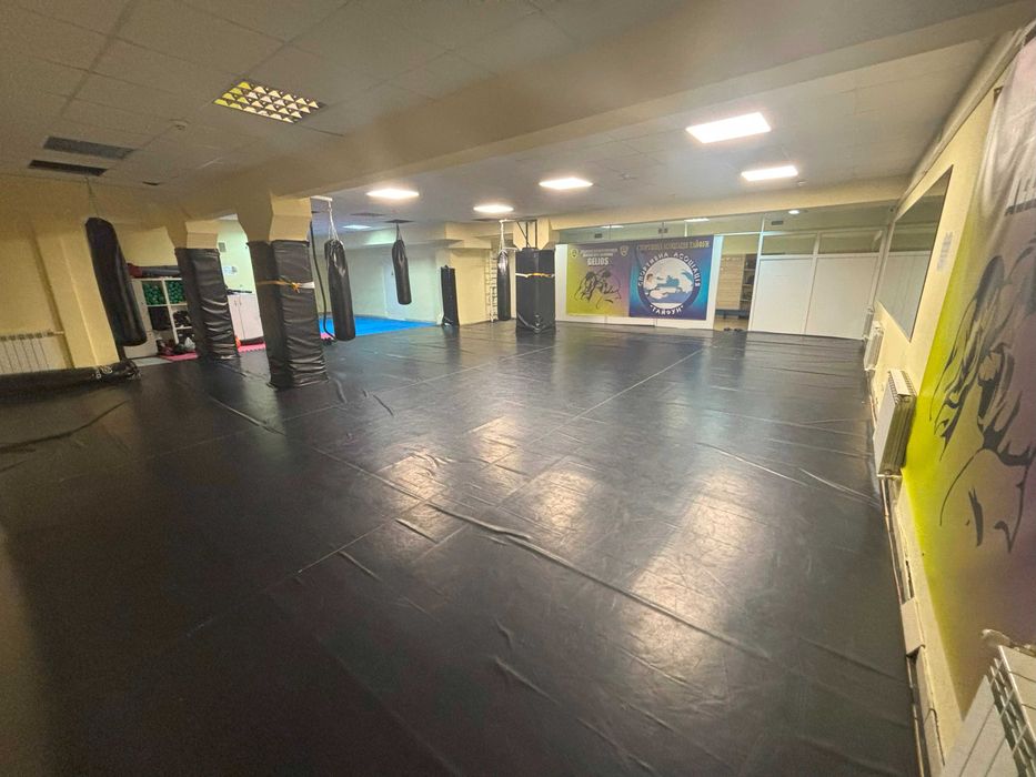 Оренда спортивного залу для єдиноборств. Печерськ. Метро.