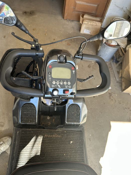 Scooter eletrica mobilidade reduzida