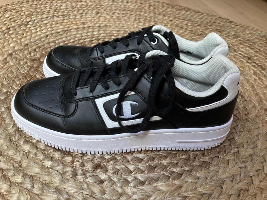 Praktycznie nowe buty Champion
