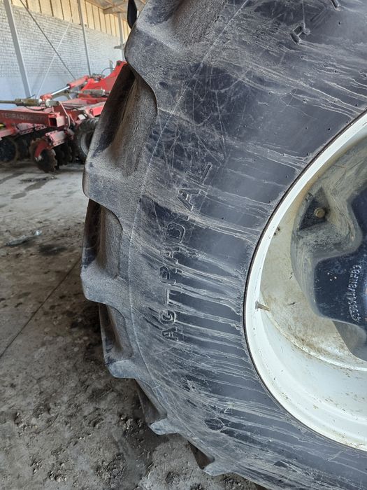 Прожам трактор New Holland t8 390