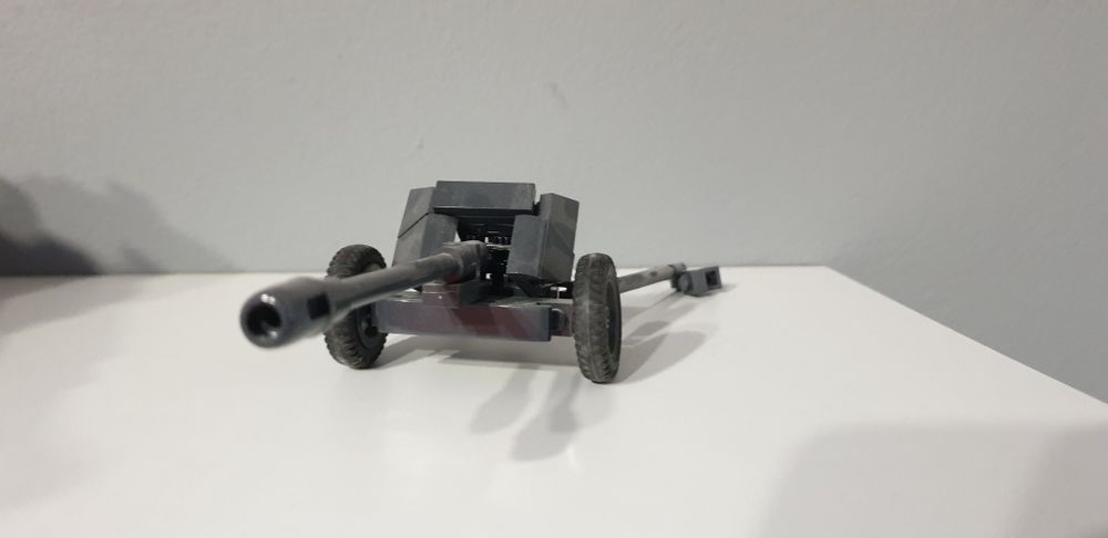 Działo przeciwpancerne PAK-40 cobi