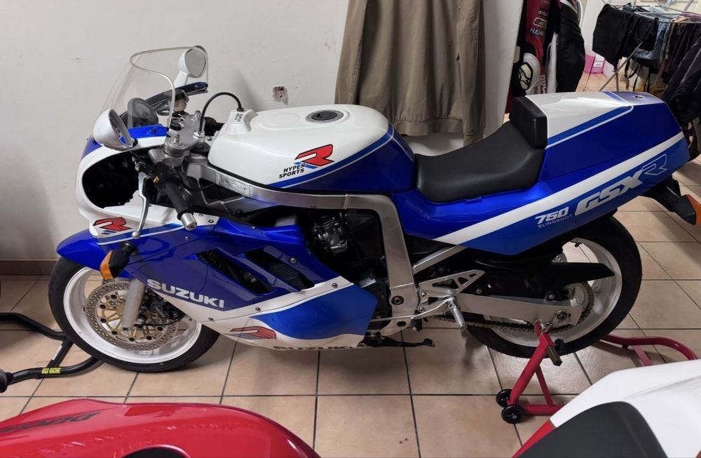 Susuki GSXR 750R