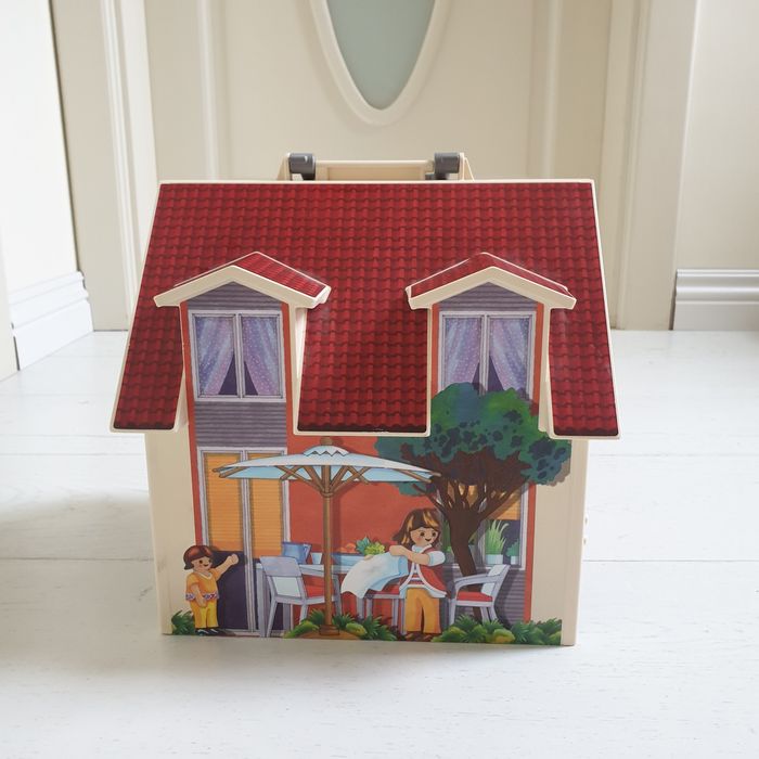 Playmobil domek z wyposażeniem w walizce