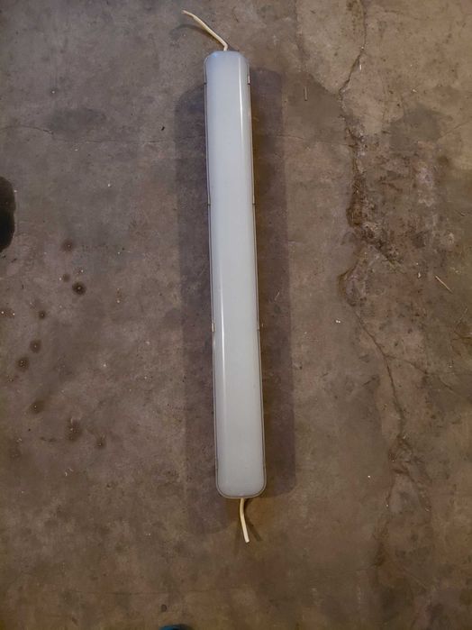 Lampy led do garażu hali pomieszczeń gospodarczych