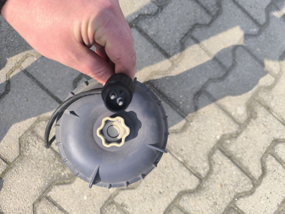 Intex crystal cleaner model 604G