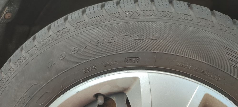 Prawie nowe koła /opony 195/65r15