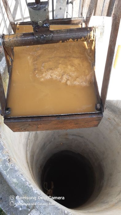 Чистка криниць...