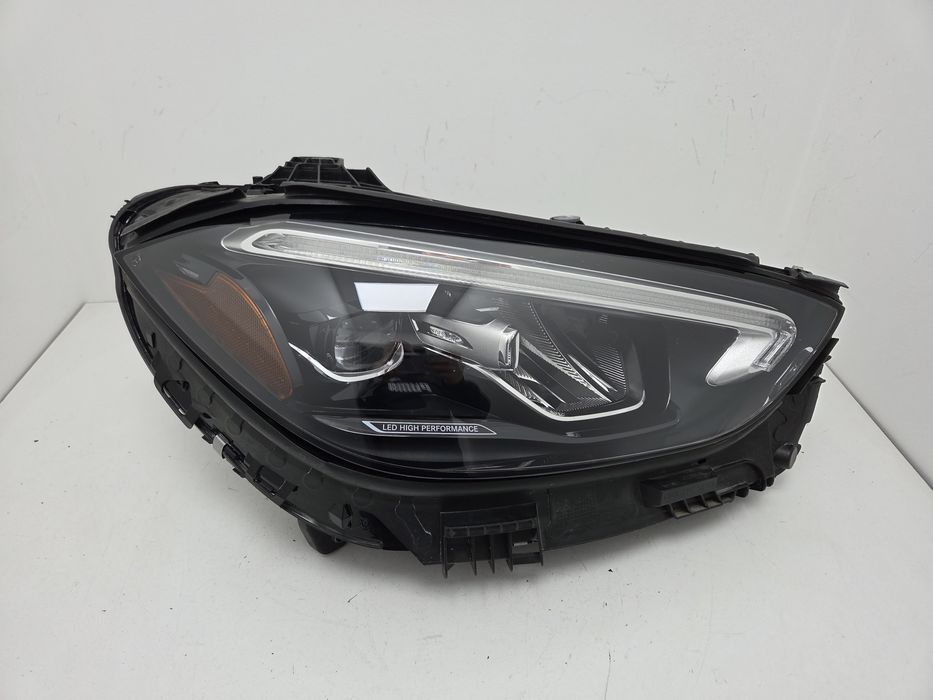 Фара права Mercedes C-Class W206 2022-2024 USA