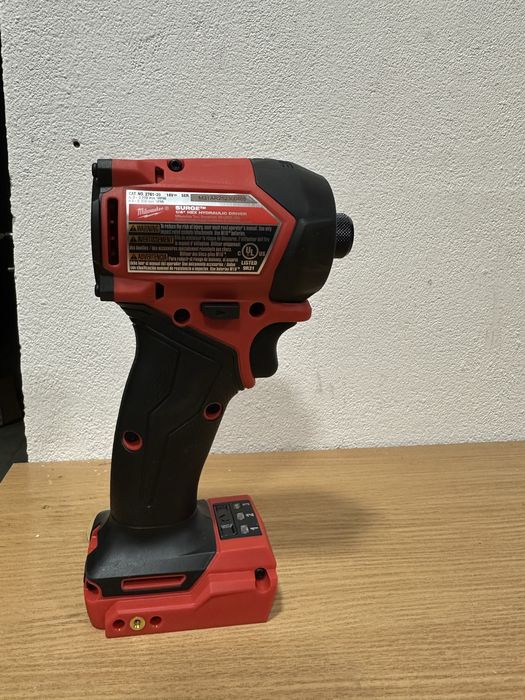 Гідравлічний імпакт Milwaukee 2761-20