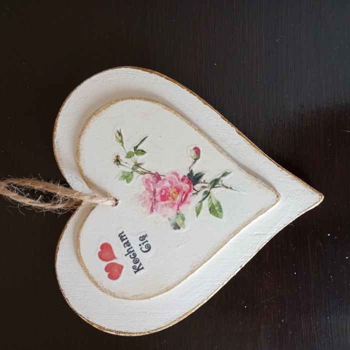 Walentynki- ręcznie ozdabianą zawieszka w stylu retro vintage