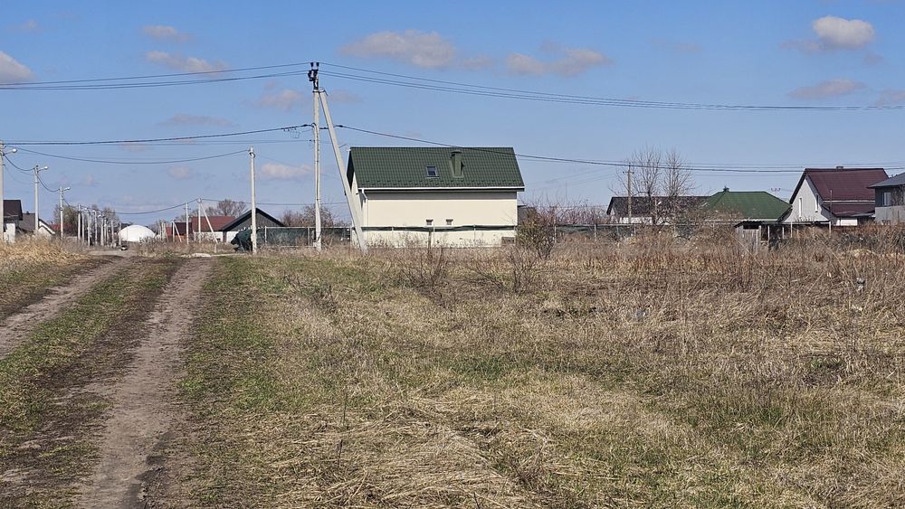 Ділянка 10 соток на ІВАНА НЕЧАЯ ( ДРУЖБИ НАРОДІВ)