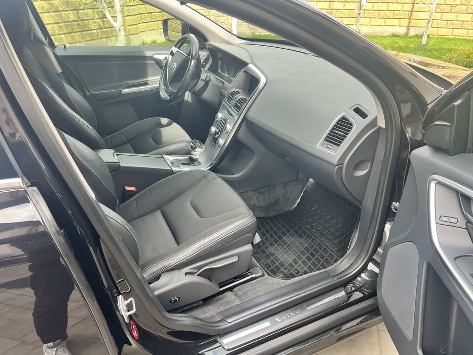 Продам авто Volvo XC 60