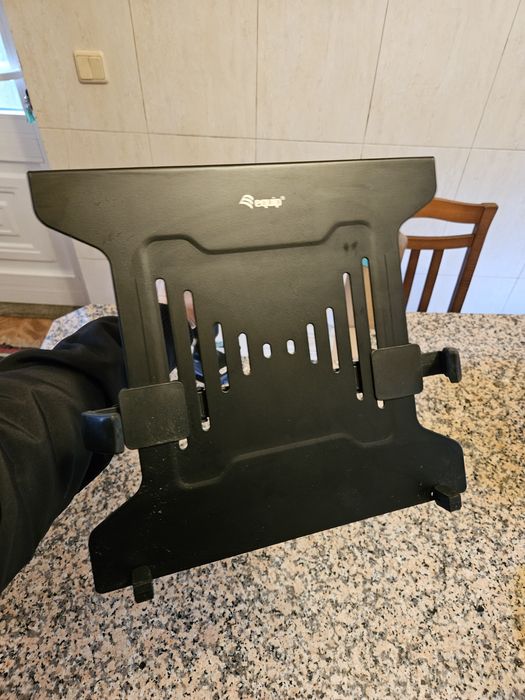 Suporte para monitor ou portatil