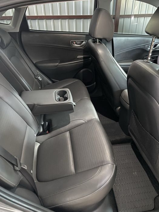 Hyundai kona electric 64kw Європа не Америка  максимальна NardoGrey