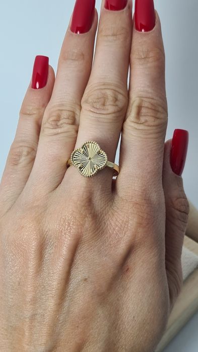 Nowy złoty pierścionek typu Van Cleef złota koniczynka p.585