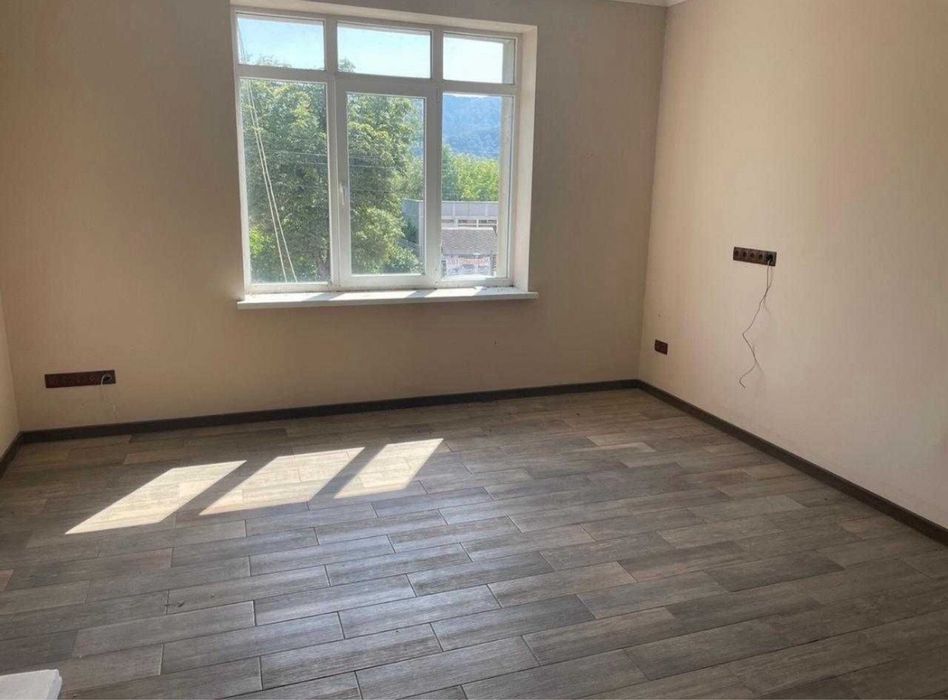 Продаж 200м2 та землі 1га , ж/д колія, склад, логістика, виробництво