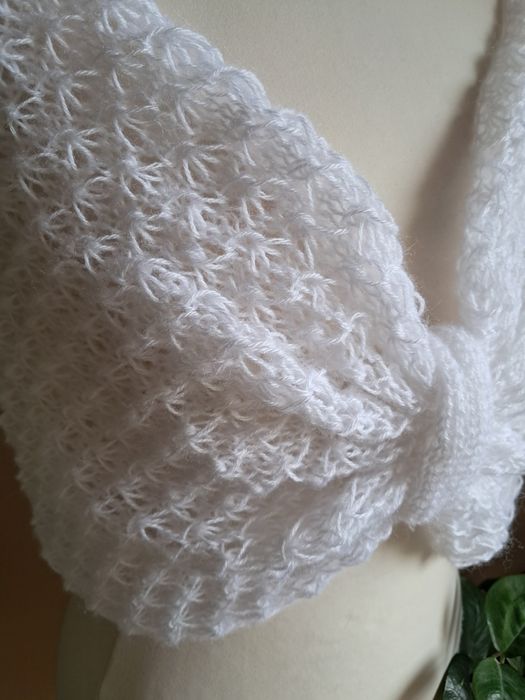 Etola do sukni ślubnej.