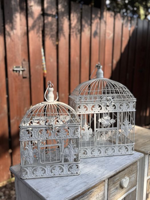 Klatki ozdobne białe