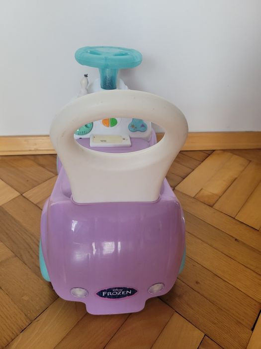 Jeździk dla dziewczynki Kraina Lodu