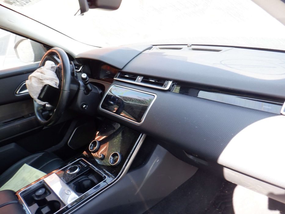 Land rover velar 2018 2.0 diesel