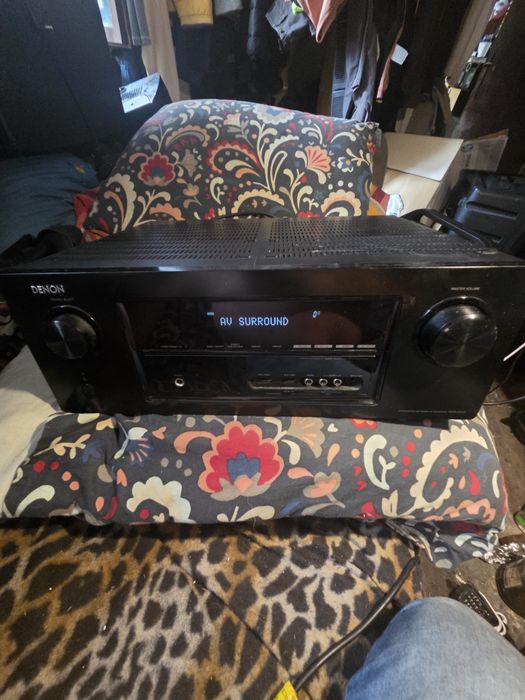 Amplituner denon 7.1