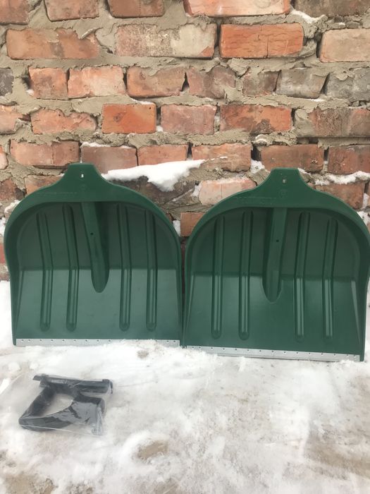 Лопата для снігу Леміра