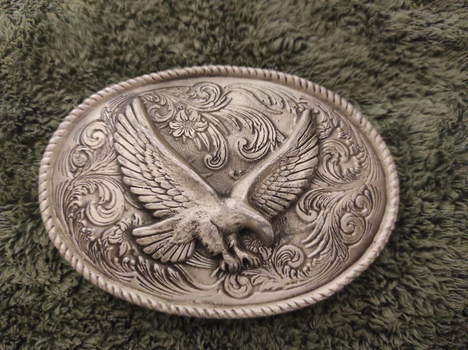 Оригінальна пряжка для реміню