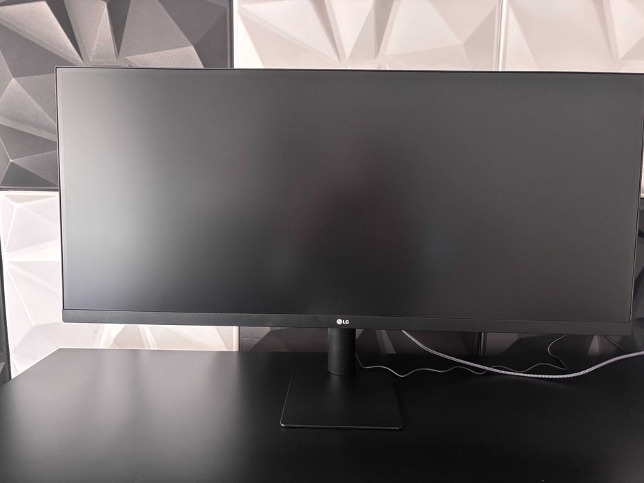 Monitor LG (NOVO)