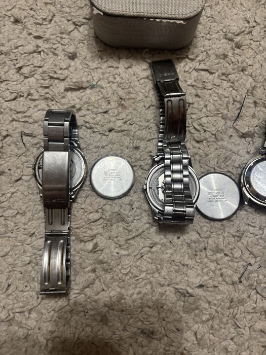 Продам лот часов