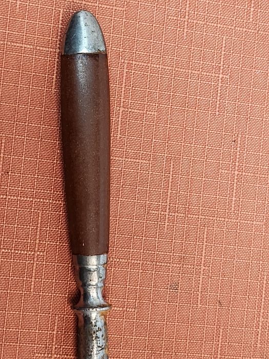 antyczna stalka do noży GERLACH